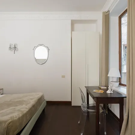 Domus Allegra Trevi Fountain - From 2 To 10 People Apartment